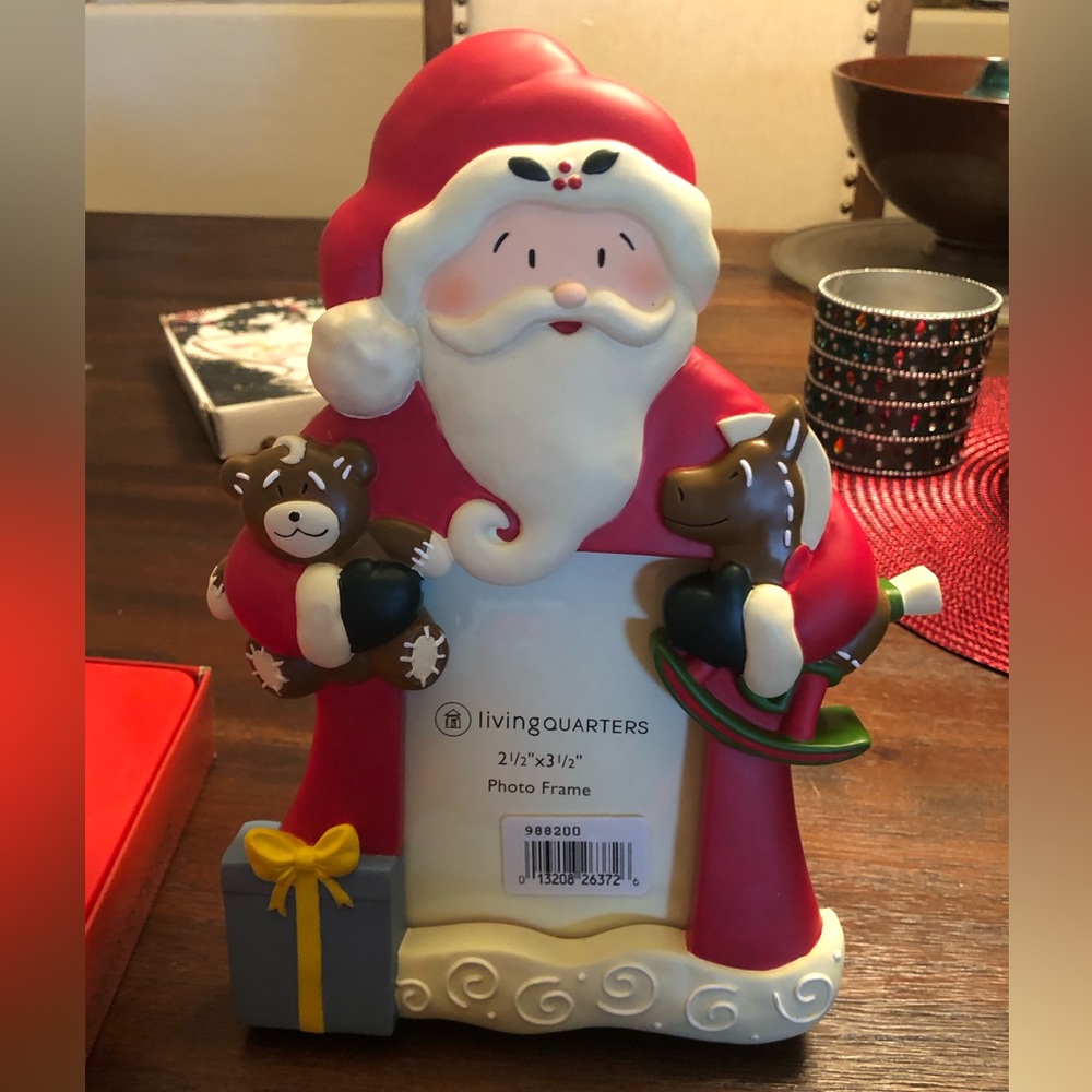HUGE SALE! LIVING QUARTERS CHRISTMAS SANTA 2 1/2”x3 1/2” PHOTO FRAME NIB